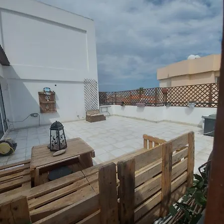 Dream Penthouse Larnaka Lägenhet *